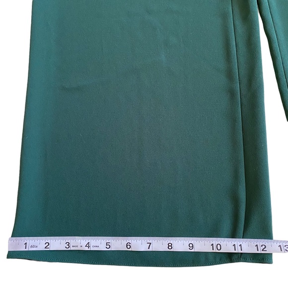 Gals Meets Glam Women’s Sleeveless Lace Back Romper Jumpsuit Size 6 - Picture 14 of 16